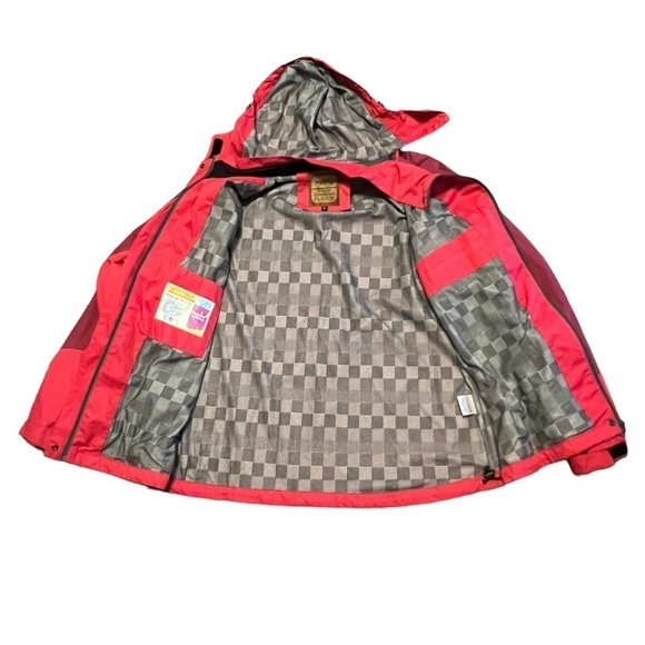 Outdoor Diamond Candy gore-tex pink and purple medium weight jacket with hood - Picture 5 of 12